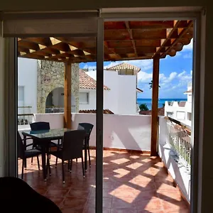 cadaques-apt-capri-121.comcaribbean.com/